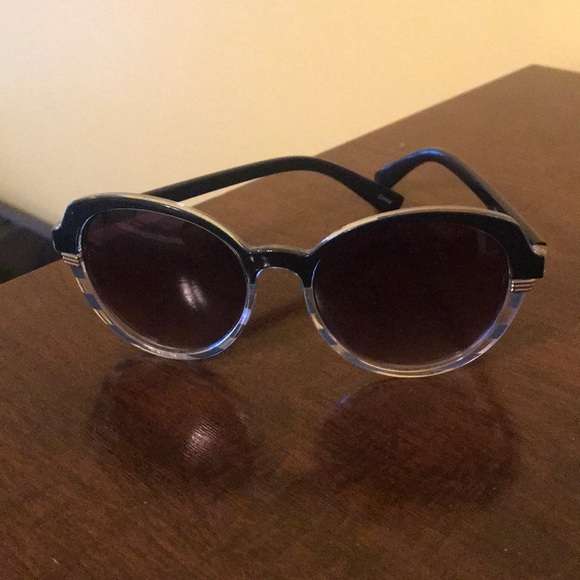 Accessories - Sunglasss